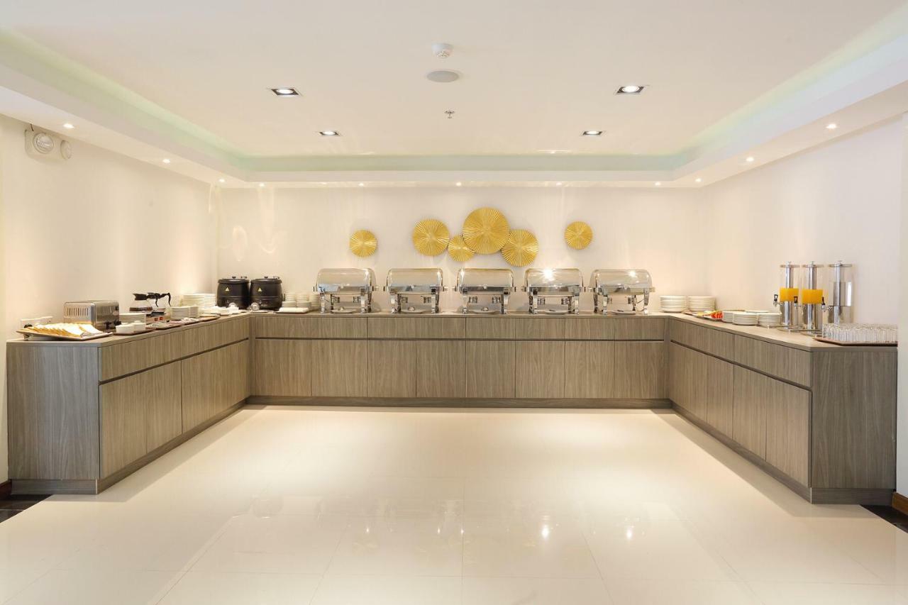 K.C Residence Rangoon Buitenkant foto